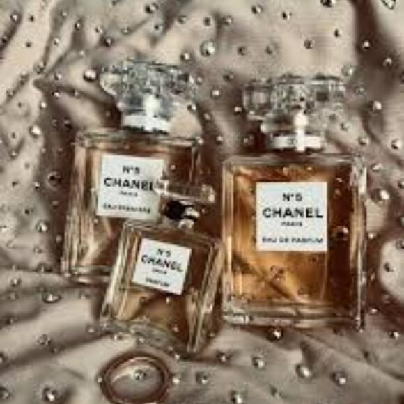 Buy Now- Handmade No5 Scented Triple Whipped Body Butter - Picture 7 of 7